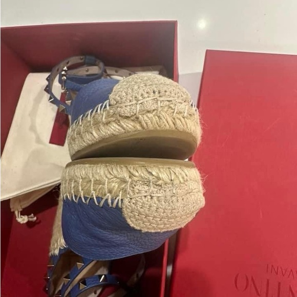 Valentino rock stud wedges 39 EUC blue - Picture 8 of 8